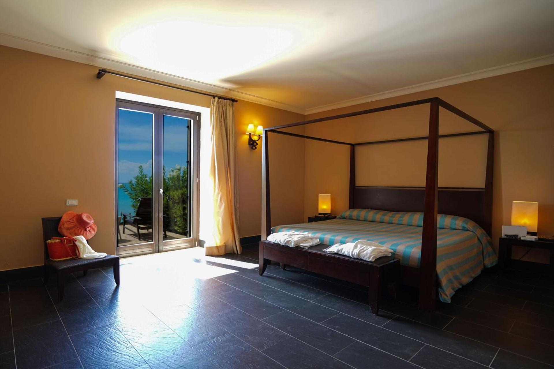 Falconara Greenblu Resort 利卡塔 外观 照片
