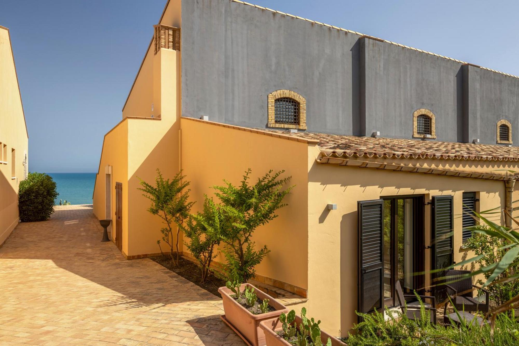 Falconara Greenblu Resort 利卡塔 外观 照片